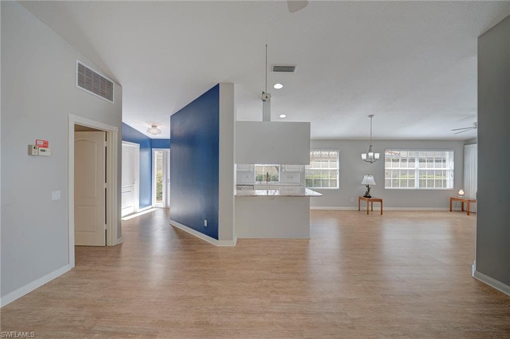 4756 San Carlo CT-1