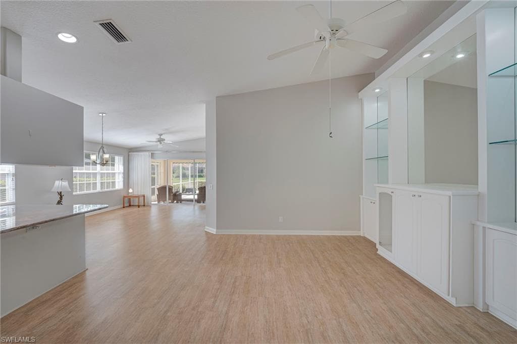 4756 San Carlo CT-3