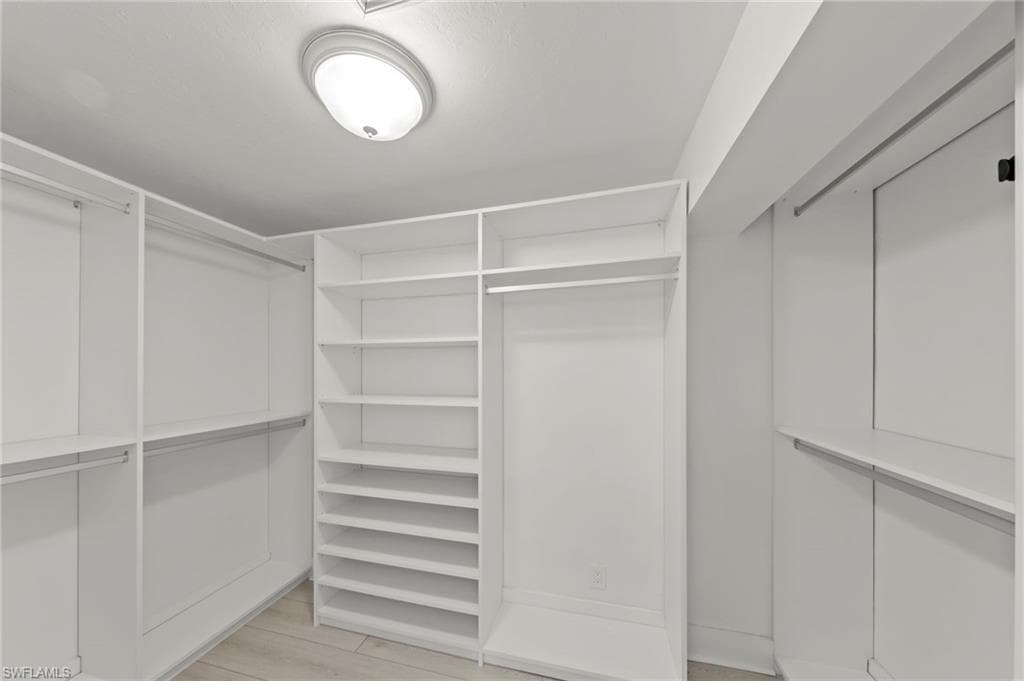 27260 Enclave DR-16