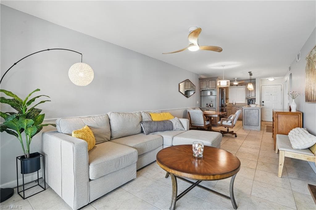 6891 Estero BLVD 362-1