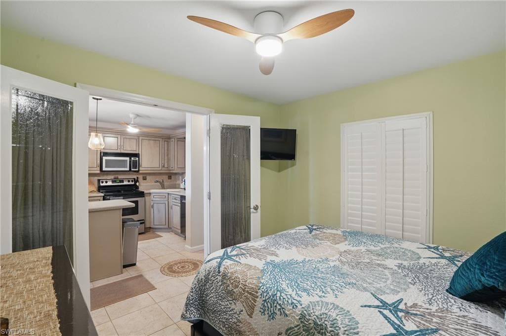 6891 Estero BLVD 362-16