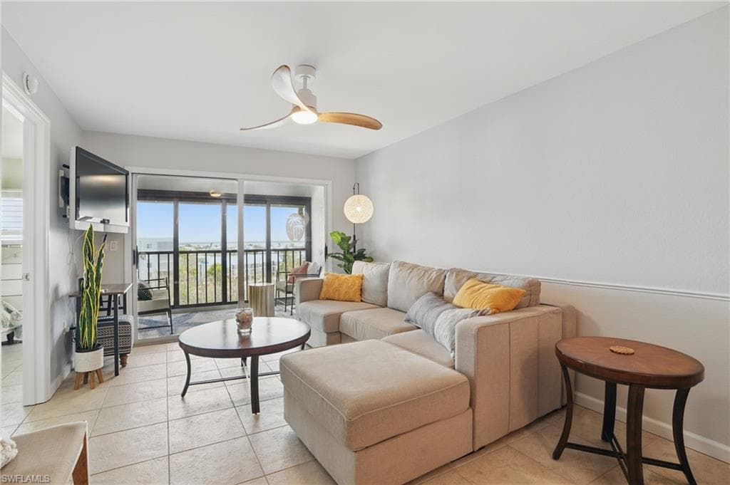 6891 Estero BLVD 362-3