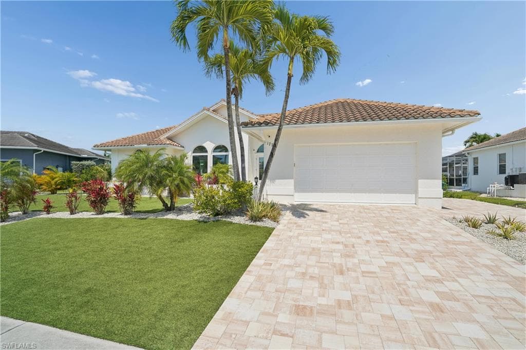 1775 Waterfall CT-5