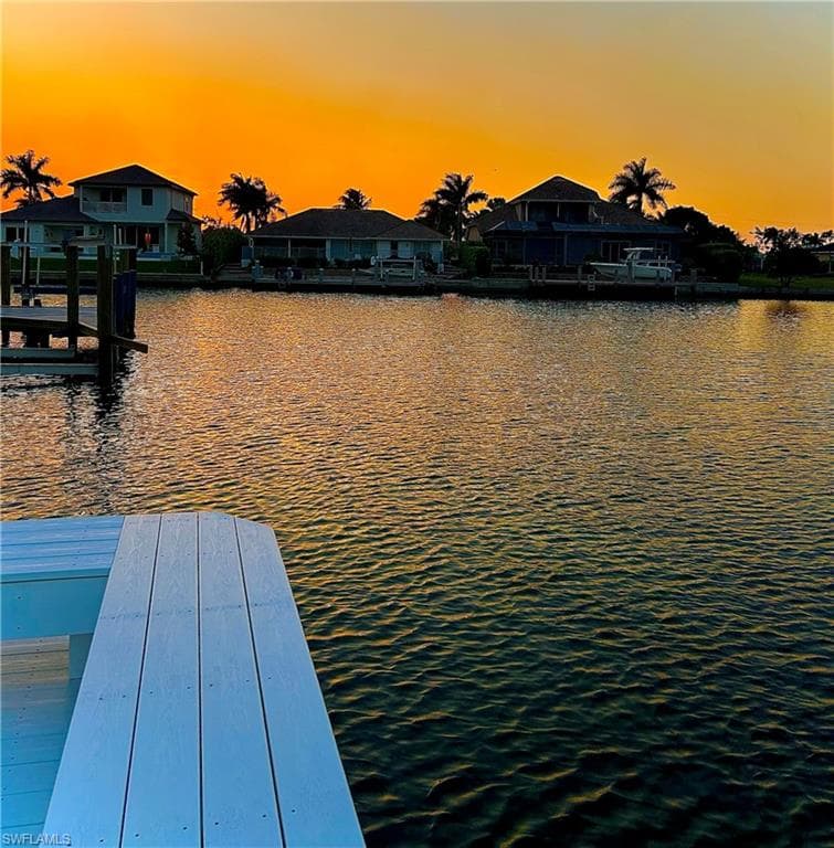 1775 Waterfall CT-36