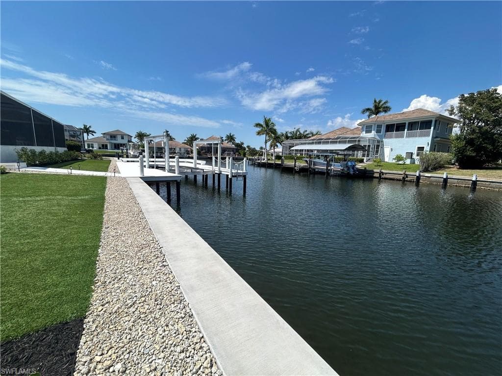 1775 Waterfall CT-34
