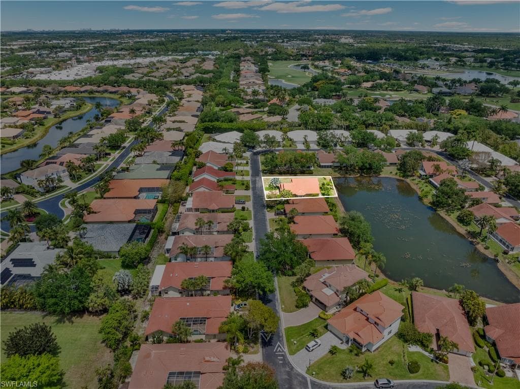3588 Corinthian WAY-47