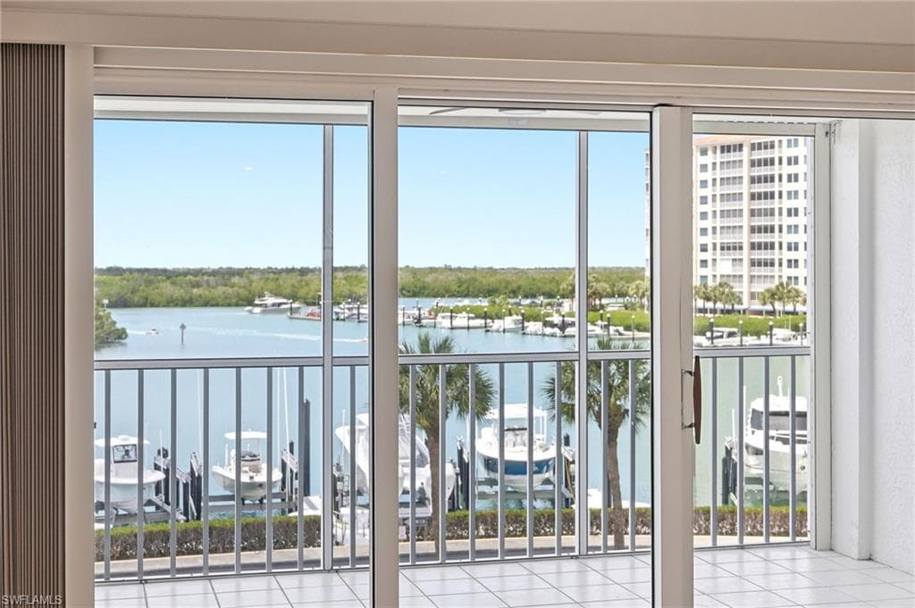 13105 Vanderbilt DR 407-12
