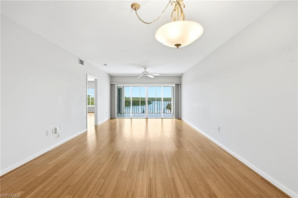 13105 Vanderbilt DR 407-27