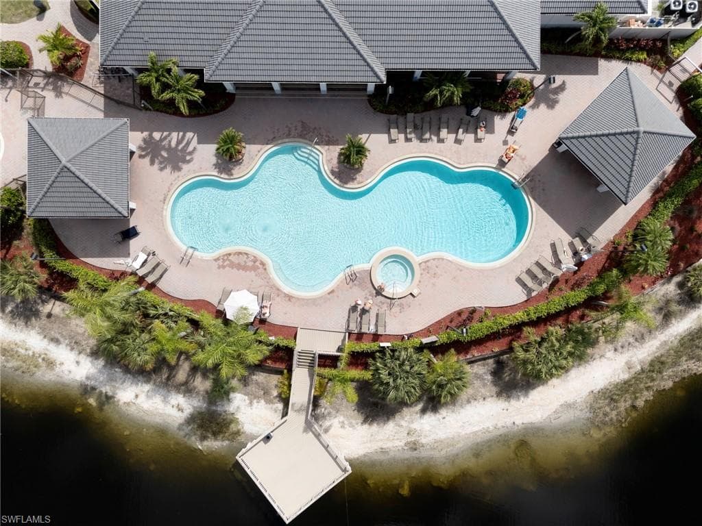 15068 Summit Place CIR-22
