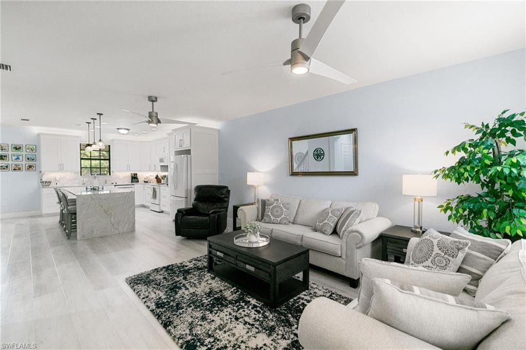 15068 Summit Place CIR-4