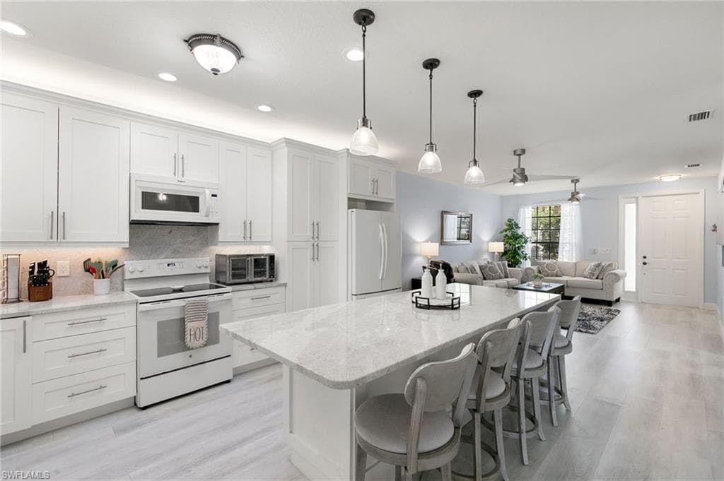 15068 Summit Place CIR-7