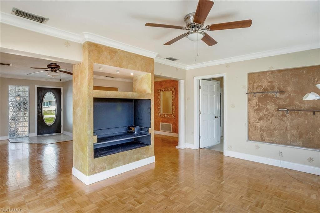 806 Entrada DR N-4