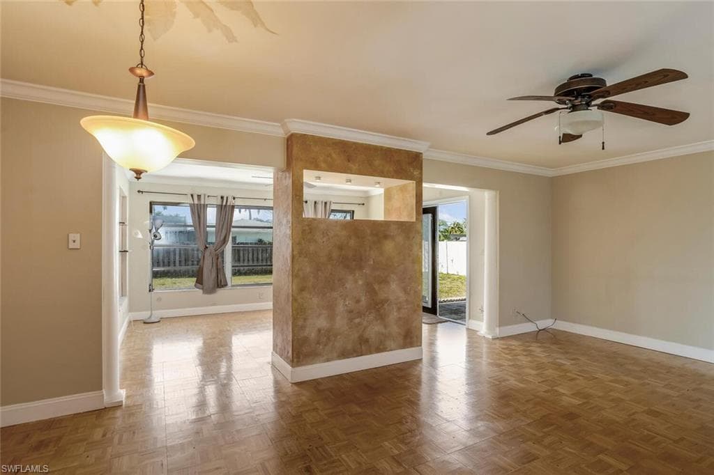 806 Entrada DR N-7