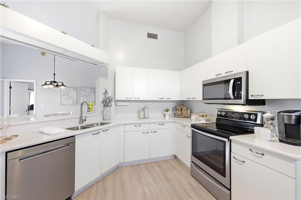 2860 Citrus Lake DR R204-15