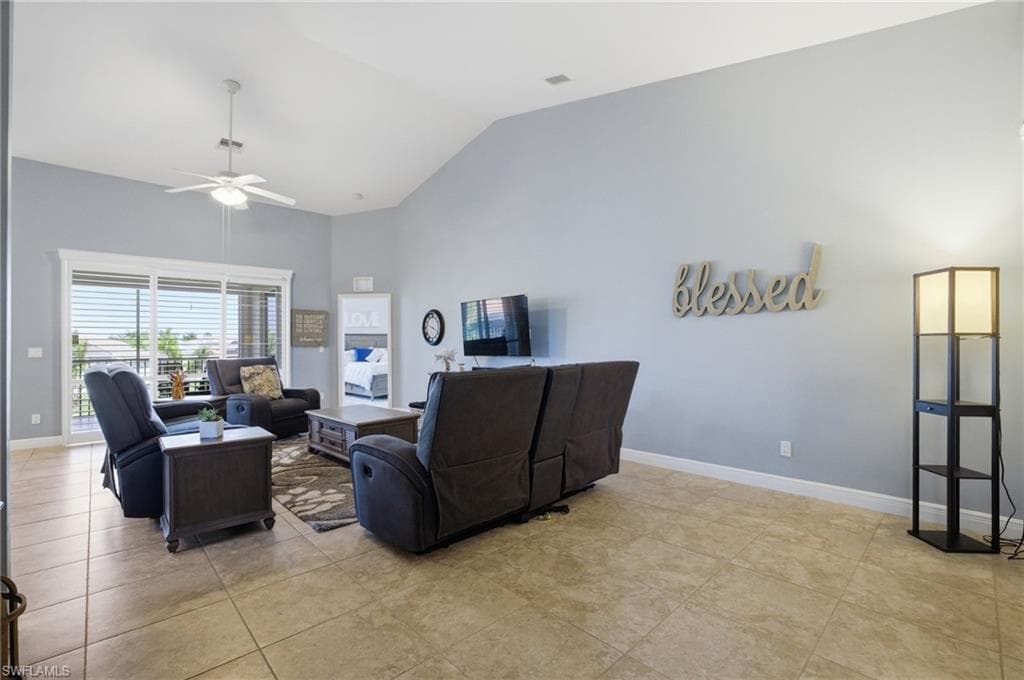 11874 Bayport LN 4-5
