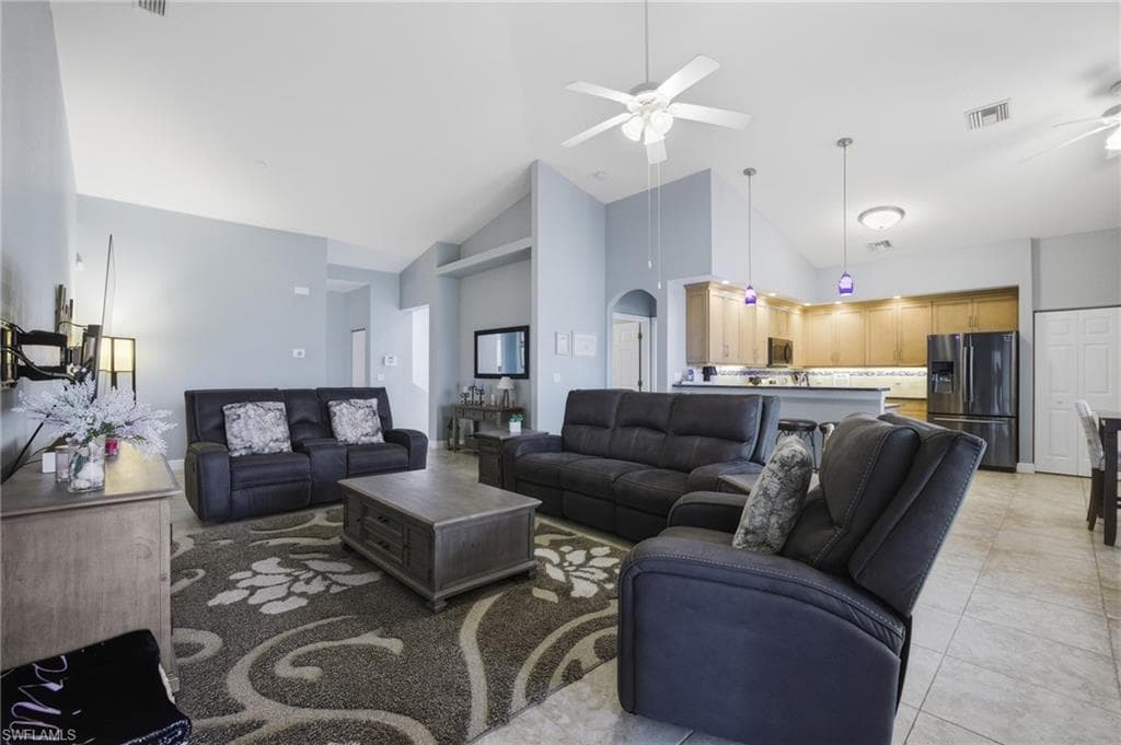 11874 Bayport LN 4-9