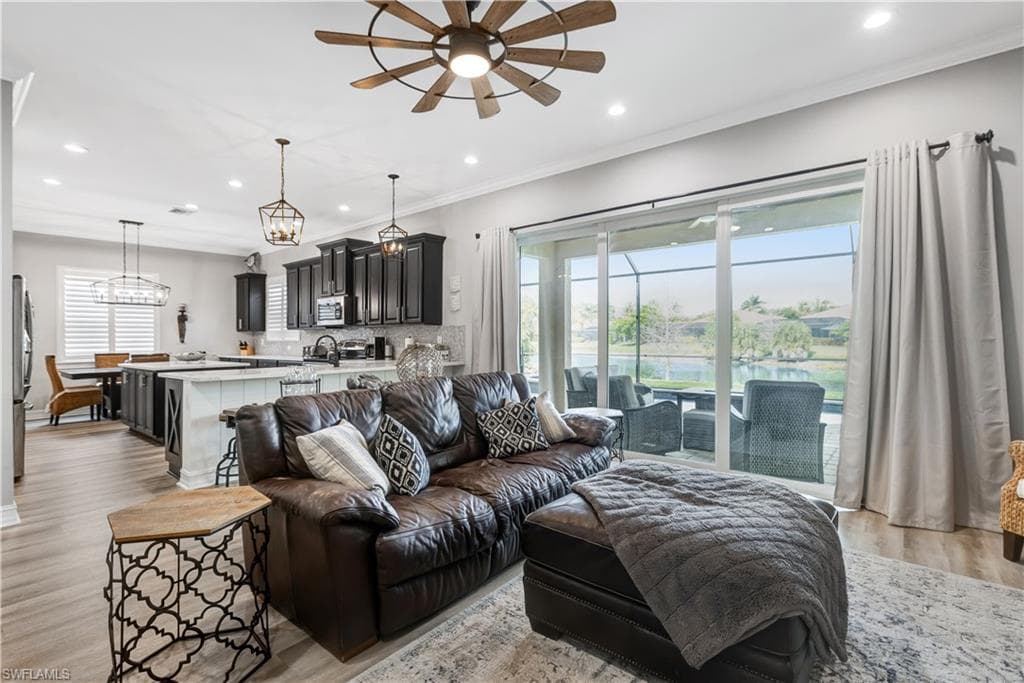 3061 Scarlet Oak PL-13