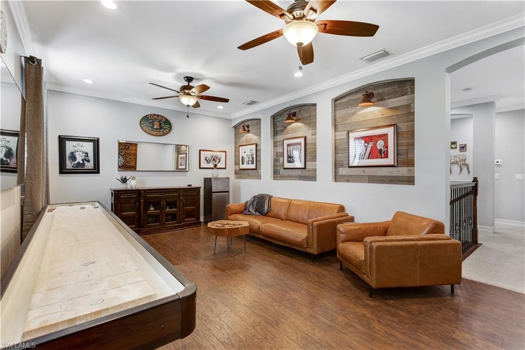 3061 Scarlet Oak PL-3