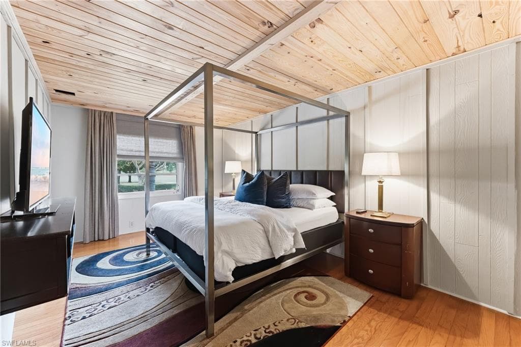 1702 Hill AVE-5