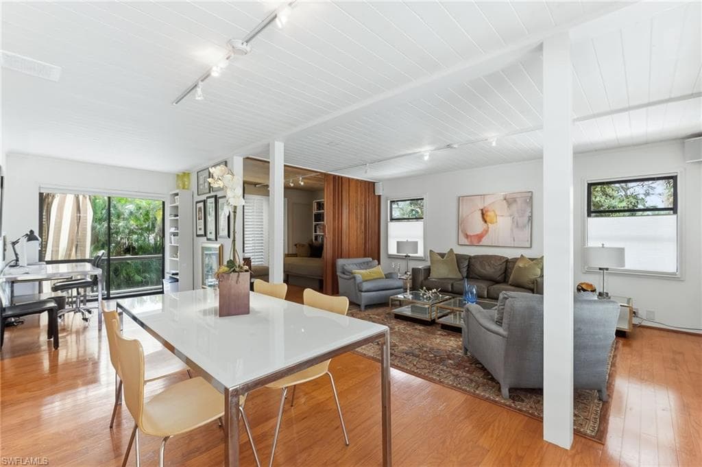 1702 Hill AVE-12