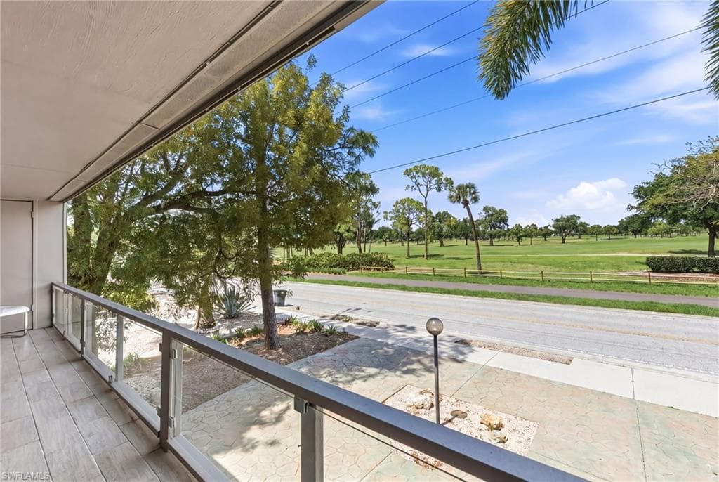 1702 Hill AVE-11