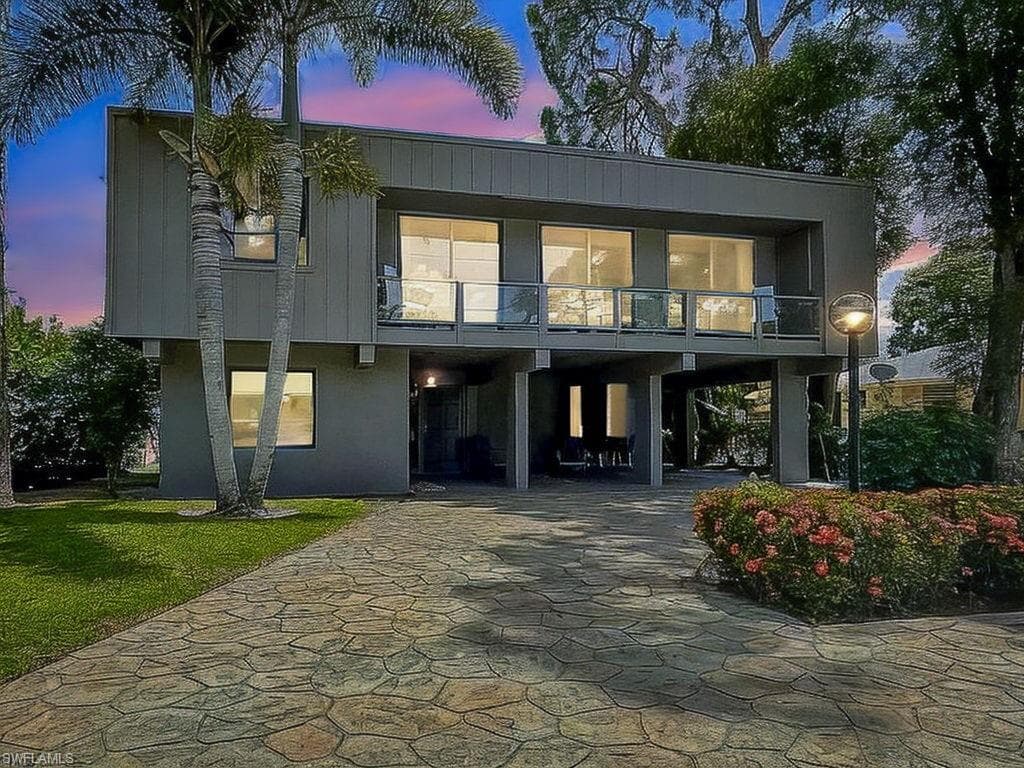 1702 Hill AVE-0