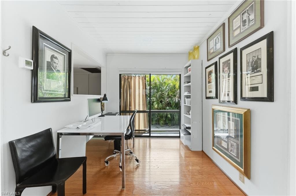 1702 Hill AVE-14