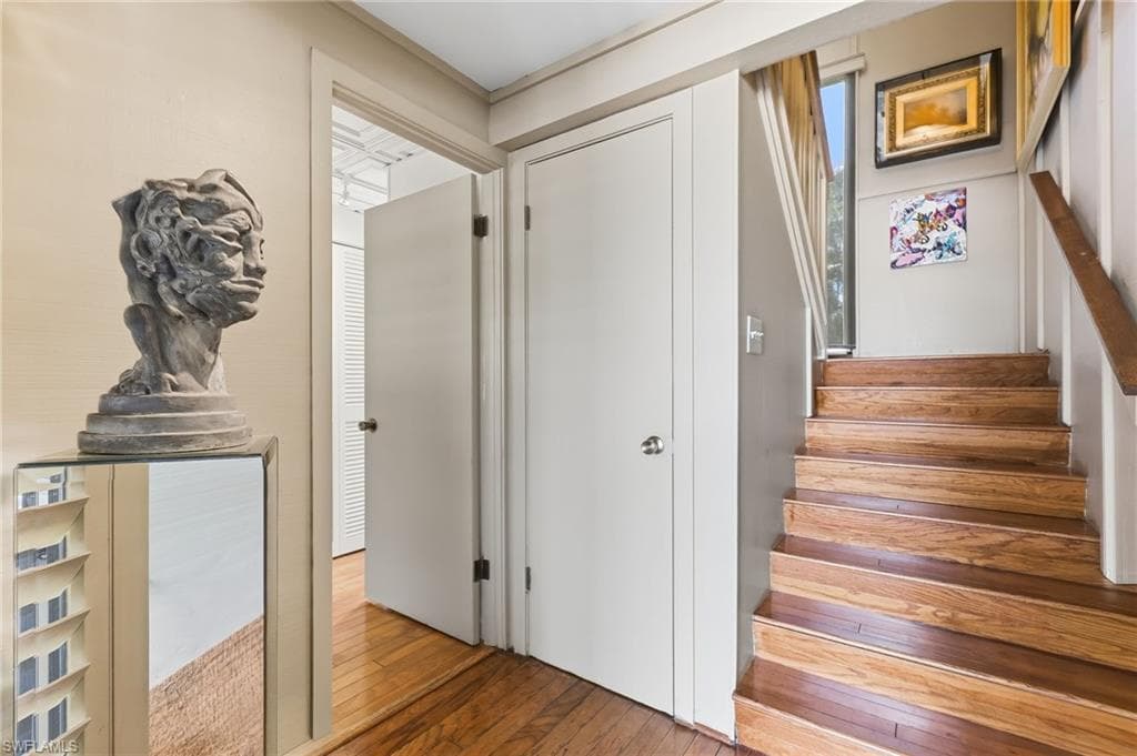 1702 Hill AVE-3