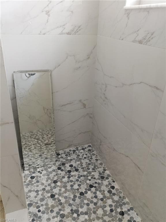 9894 Colonial WALK N-5