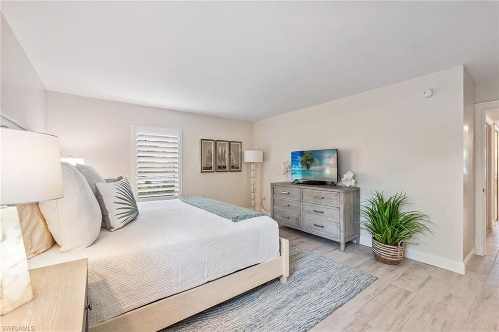 2850 Gulf Shore BLVD N 102-13
