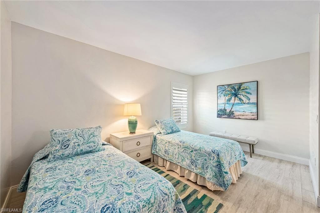 2850 Gulf Shore BLVD N 102-16