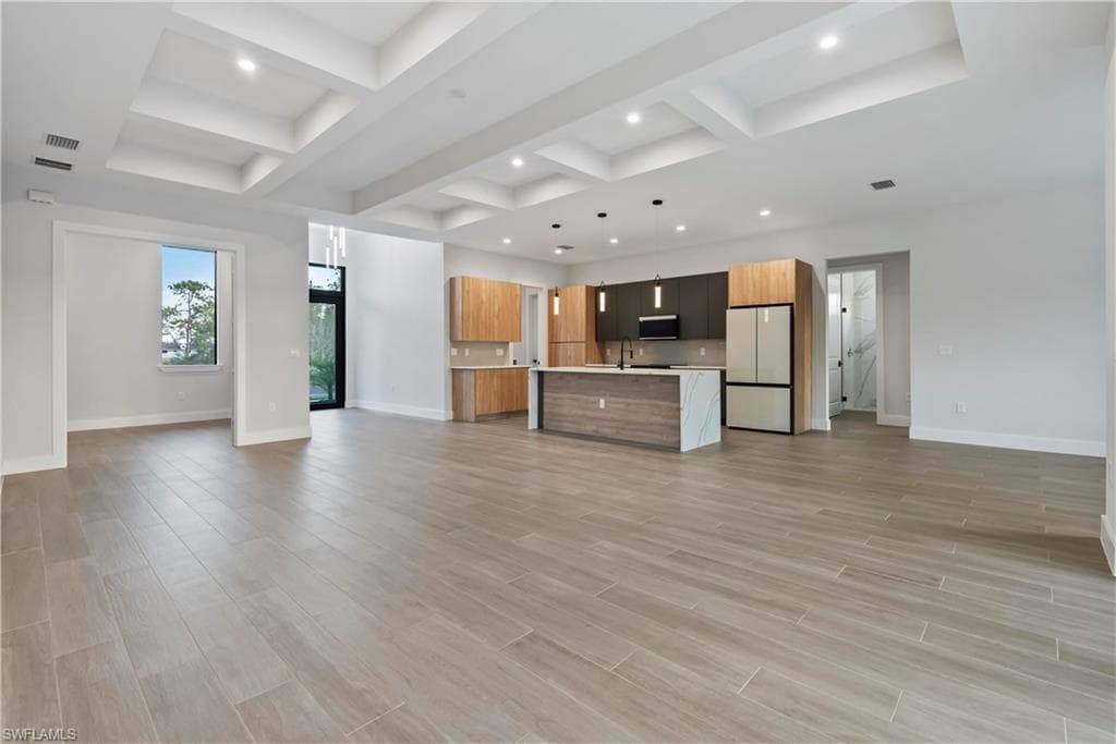 3168 56th AVE NE-5