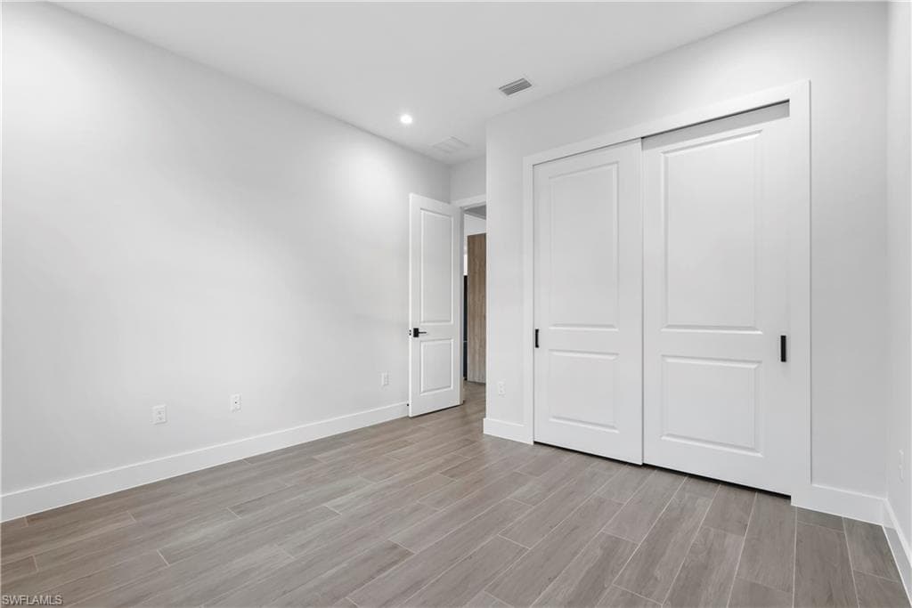 3168 56th AVE NE-16