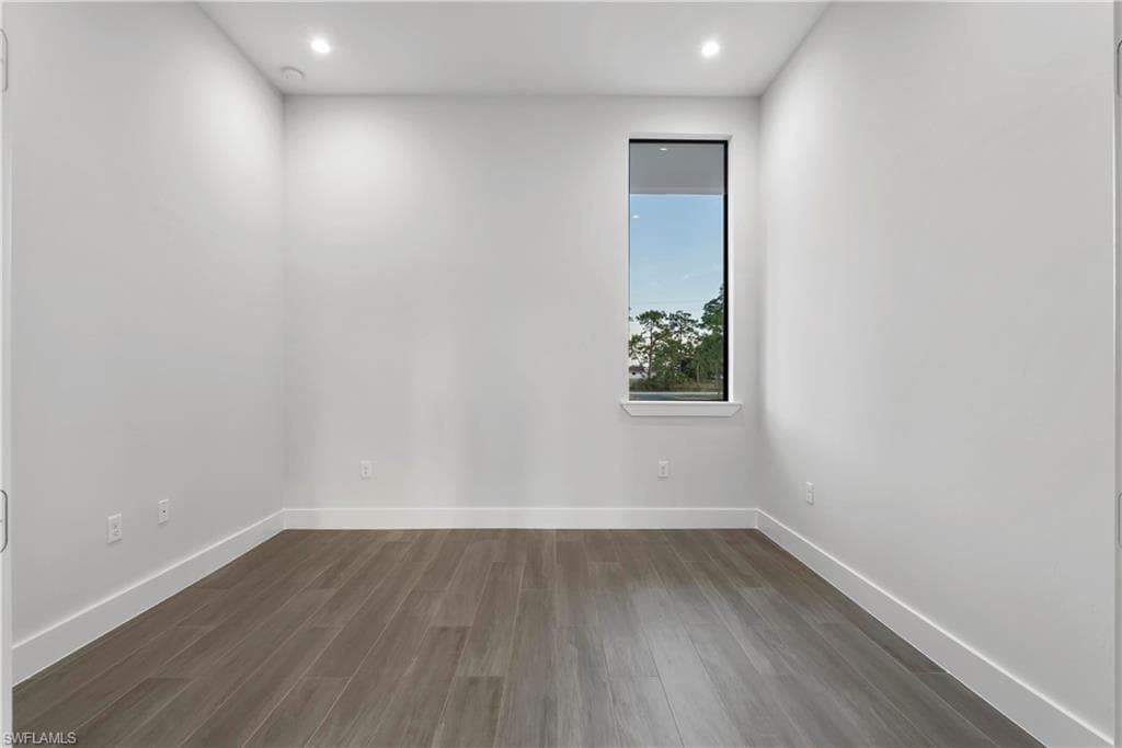 3168 56th AVE NE-19