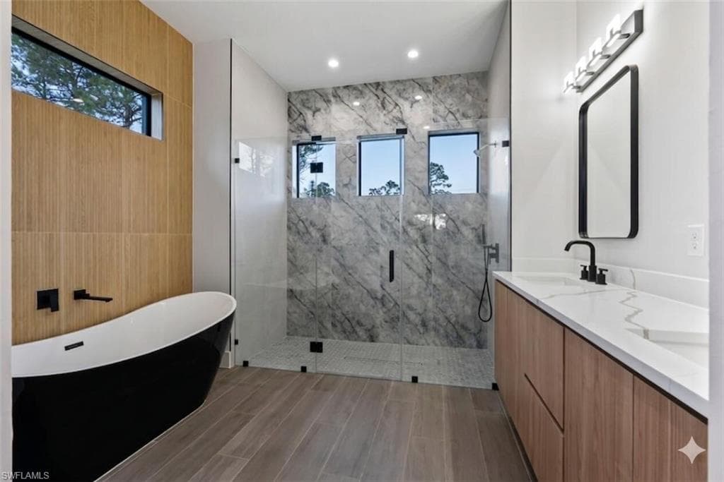 3168 56th AVE NE-10