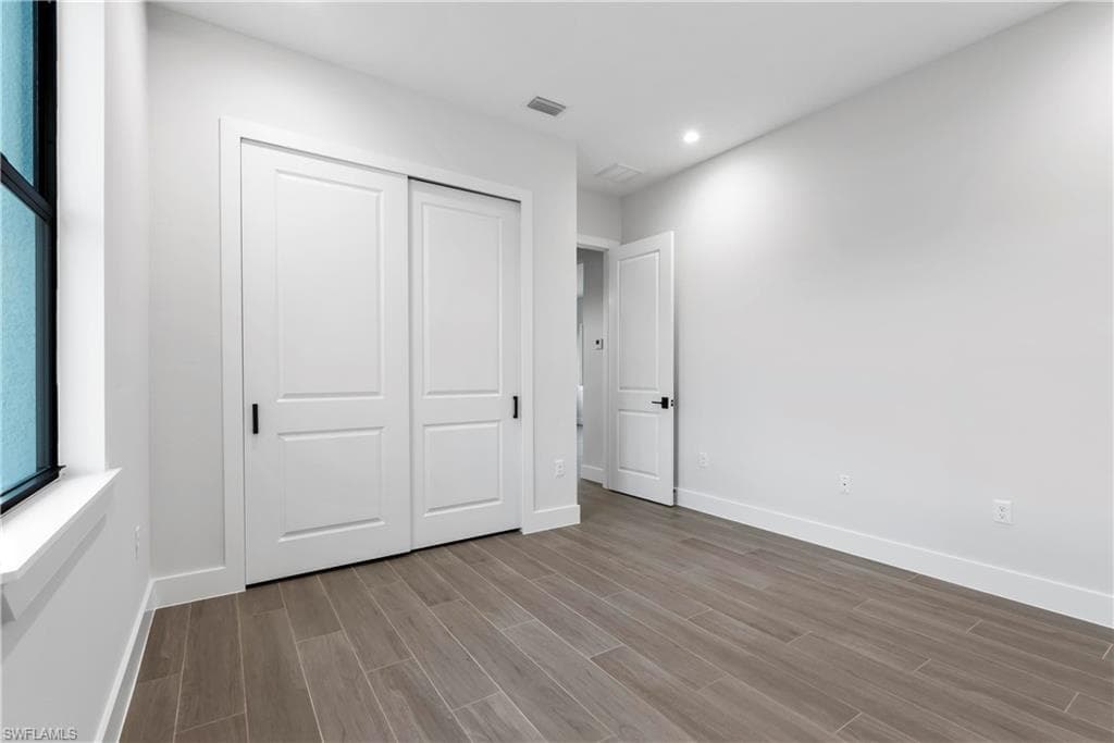 3168 56th AVE NE-18
