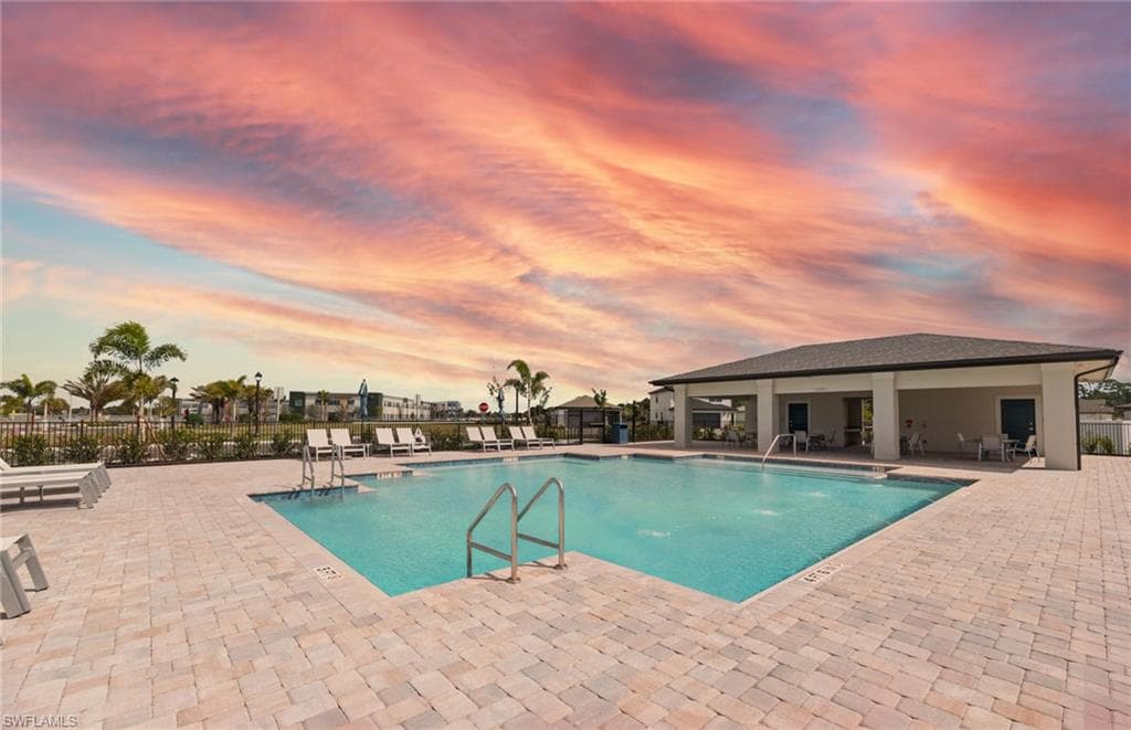250 Silent Lake DR-27