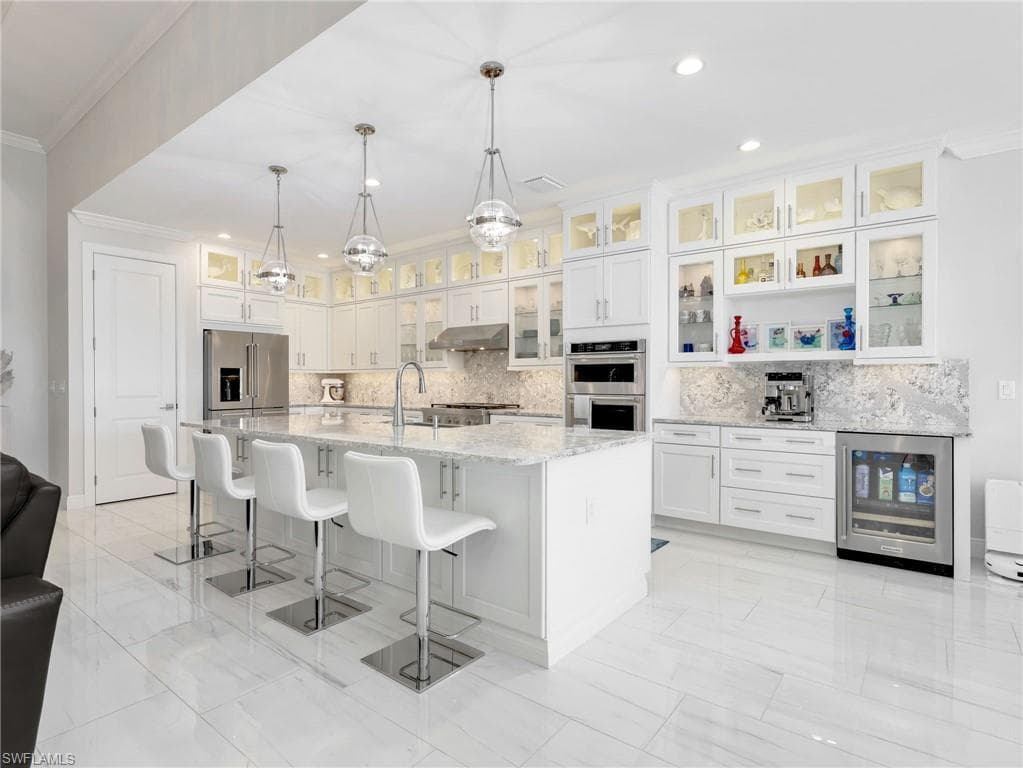 9257 Cayman DR-12
