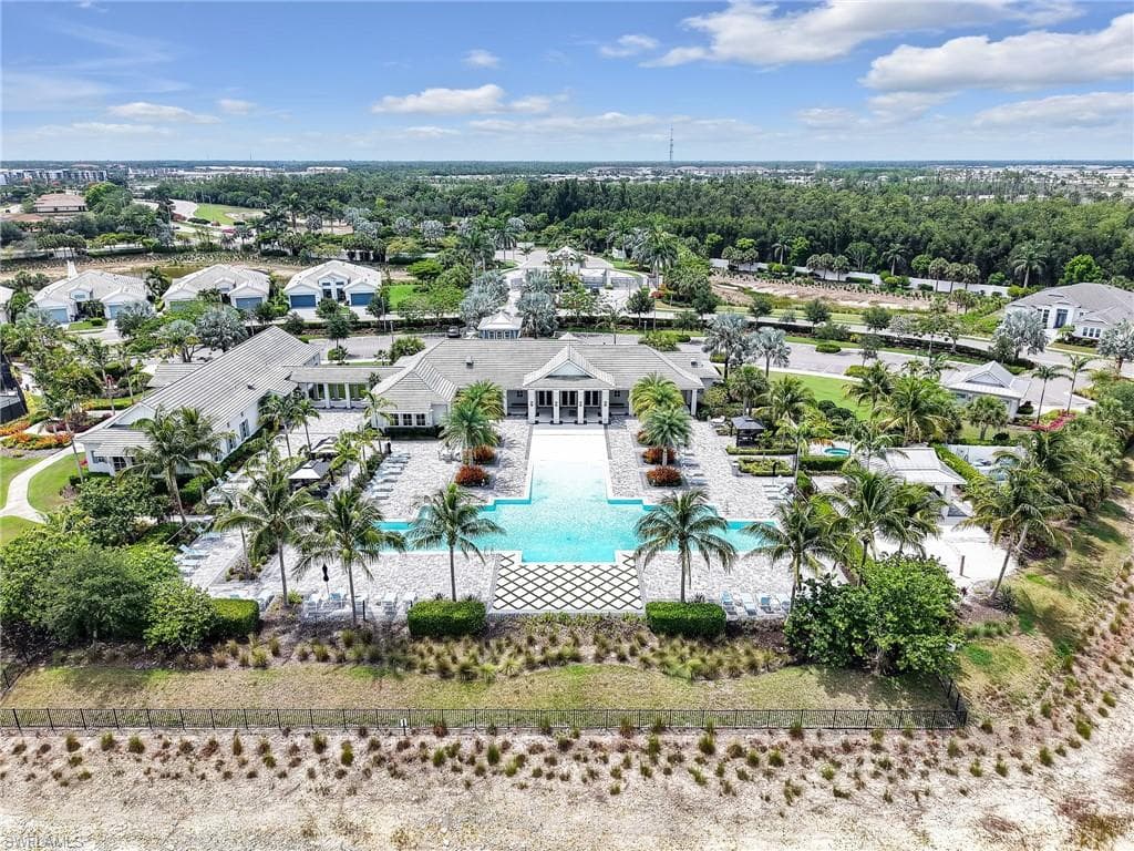 9257 Cayman DR-42