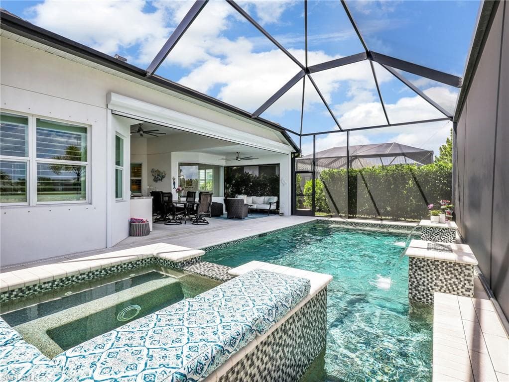 9257 Cayman DR-25