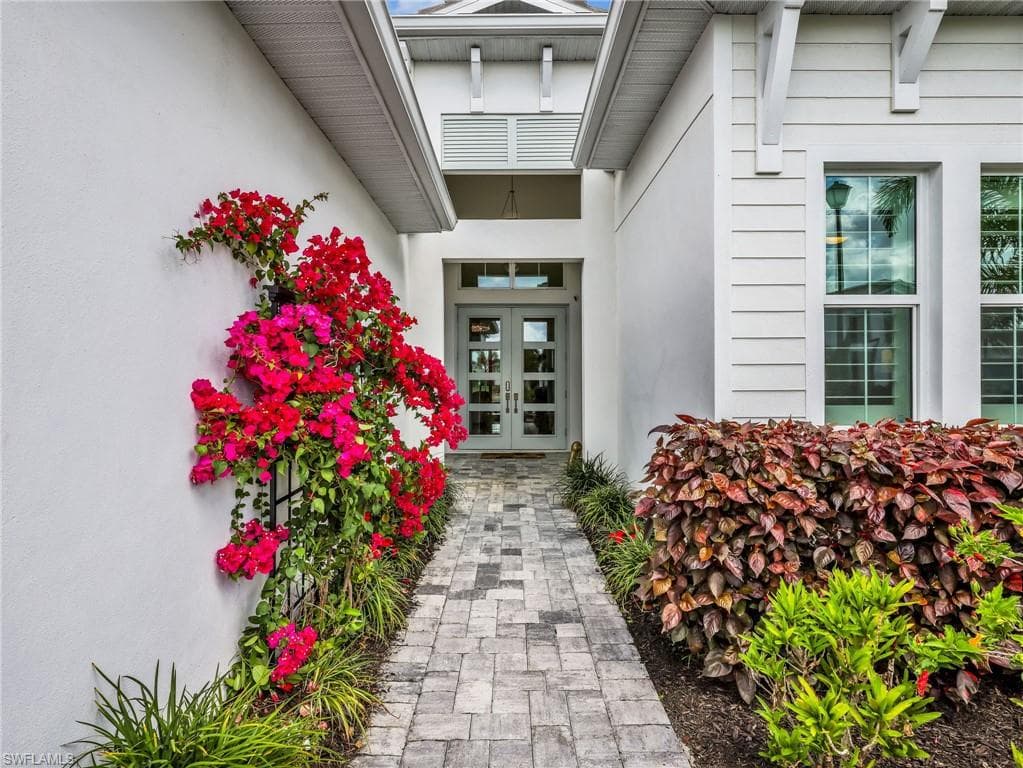 9257 Cayman DR-6