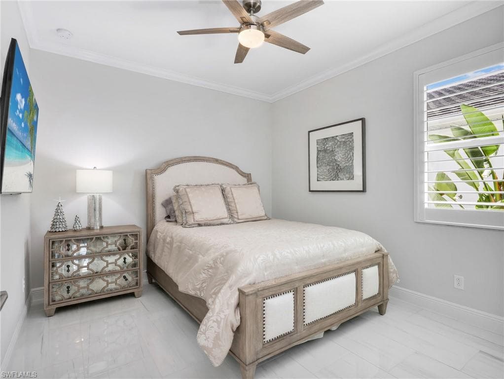 9257 Cayman DR-31
