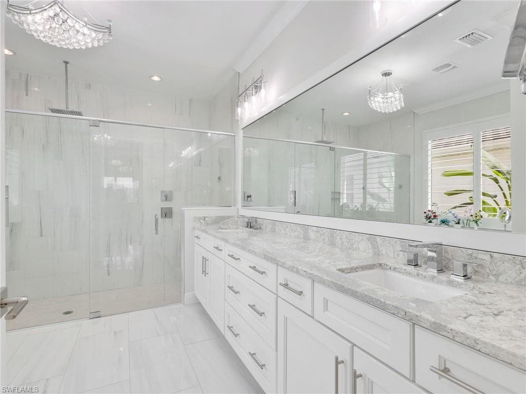 9257 Cayman DR-29