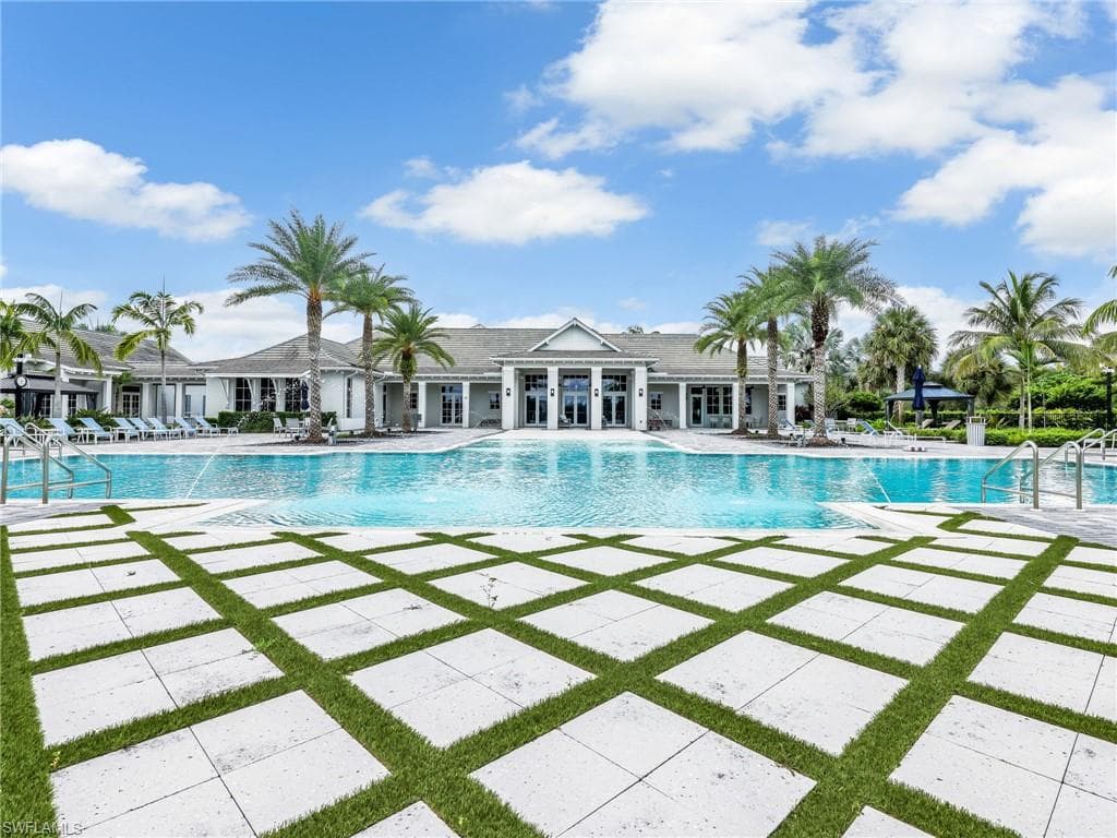 9257 Cayman DR-47