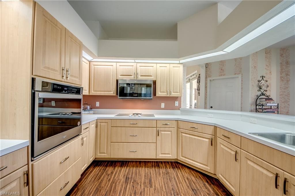 17090 Silver Panther LN-15