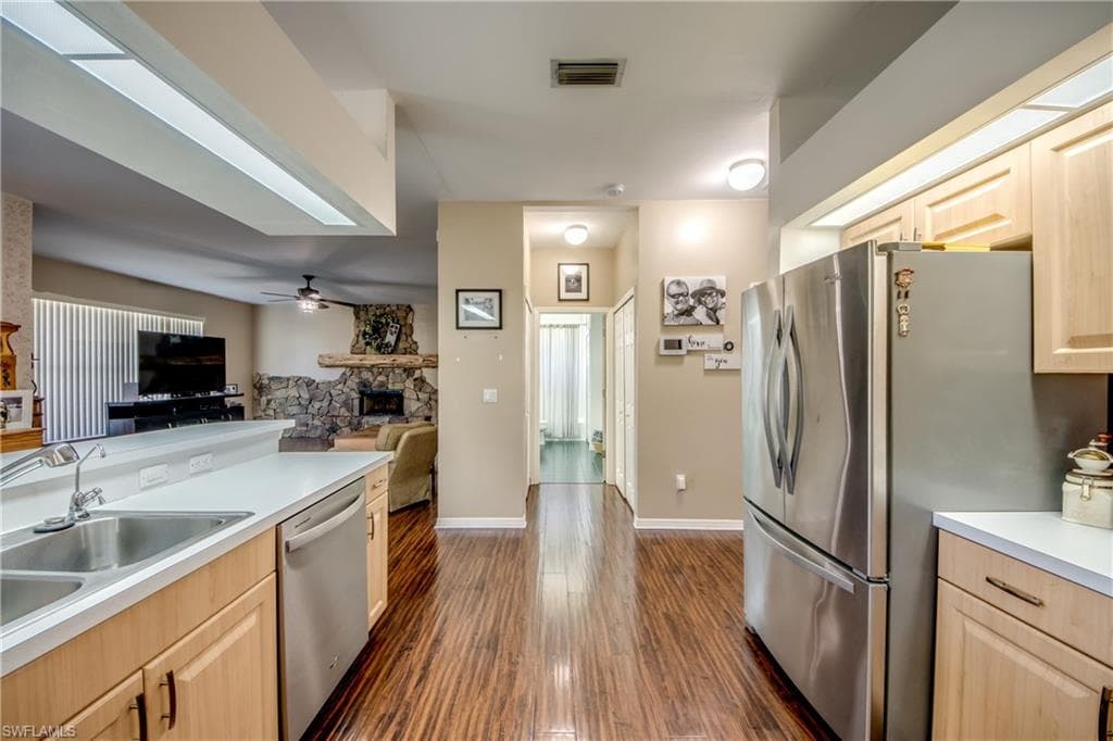 17090 Silver Panther LN-14