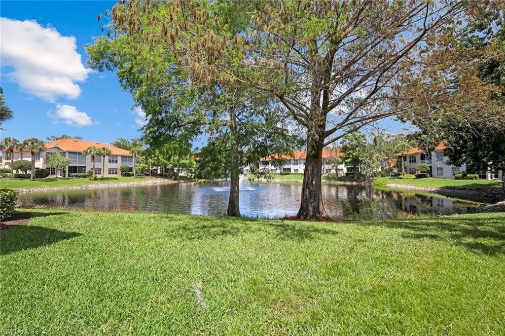 1036 Egrets Walk CIR 201-1