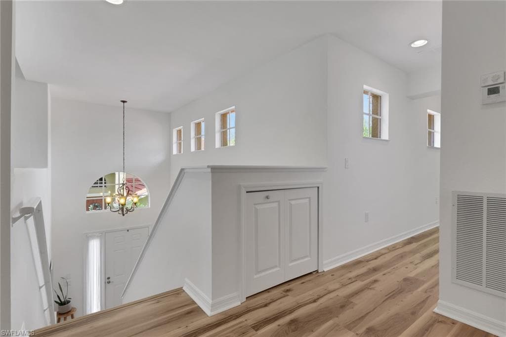 20300 Calice CT 1104-2