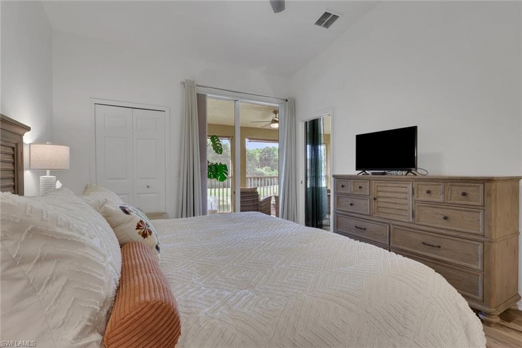 20300 Calice CT 1104-17