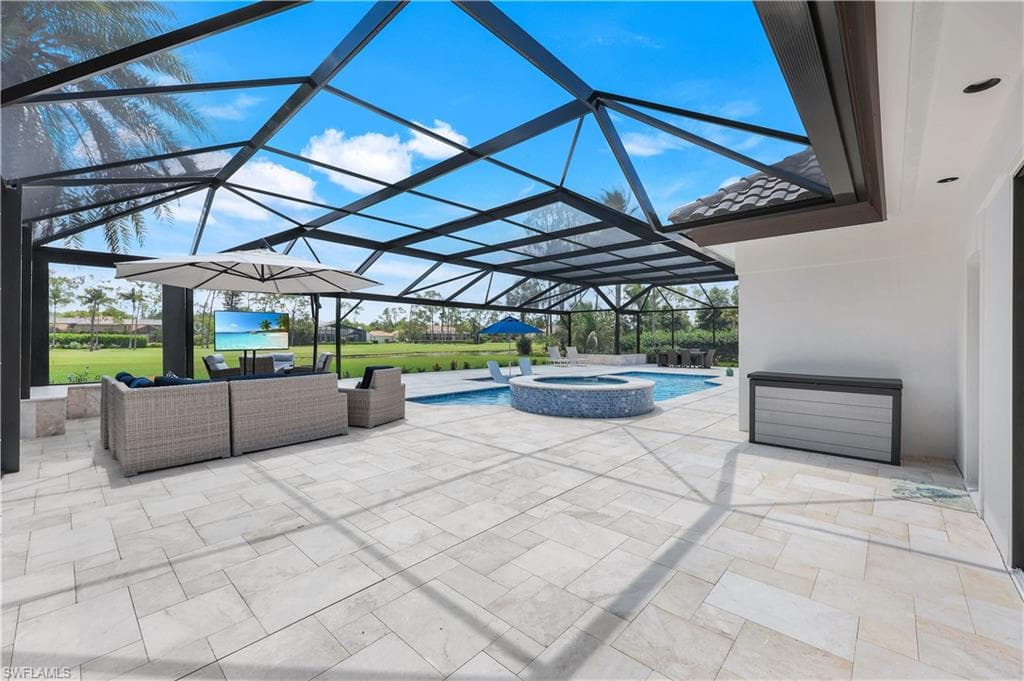 4701 Oak Leaf DR-27